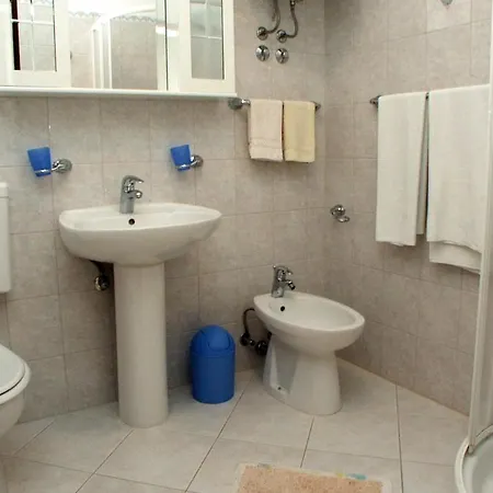 By The Sea Duga Luka - Prtlog, Labin - 2367 * Дрене